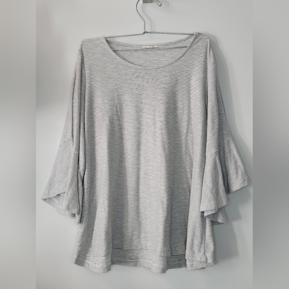 Mystree White black Pinstripe Striped 3/4 Bell  Sleeve Blouse Shirt Top Sz L